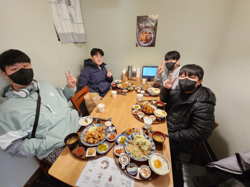 0_KakaoTalk_20230205_121809276 (5).jpg