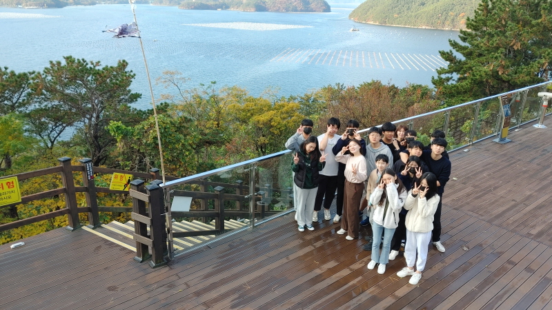 0_0_단체사진.jpg